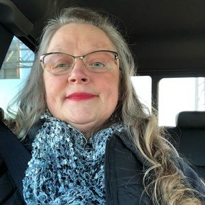 Meet your Posher, Joan